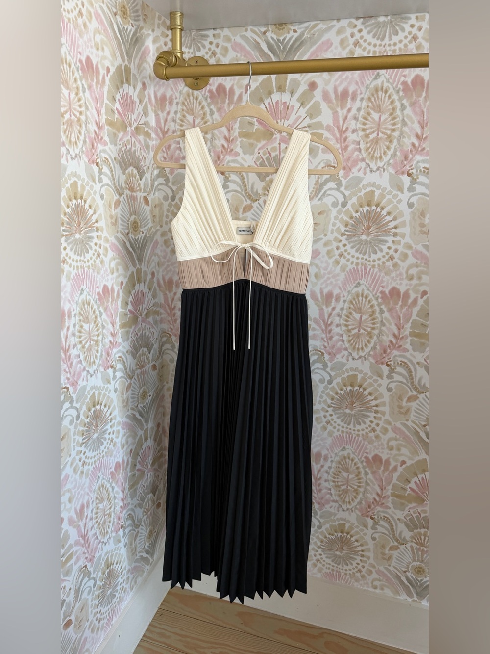 NEW NWT Simkhai Stephanie Pleated Poplin Midi Dress Size 0 - Picture 4 of 8